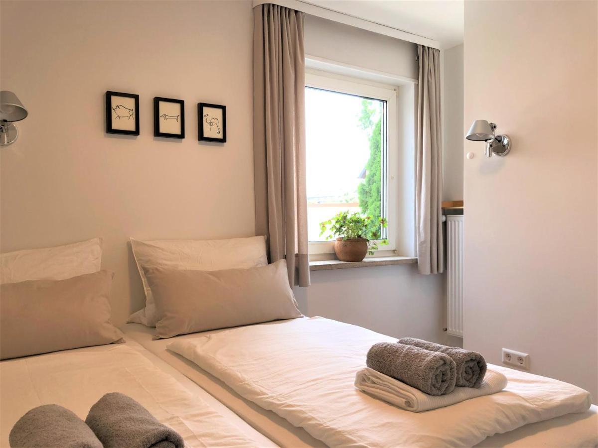 Urbanapartments Memmingen - Mit Kueche & Parkplatz ภายนอก รูปภาพ