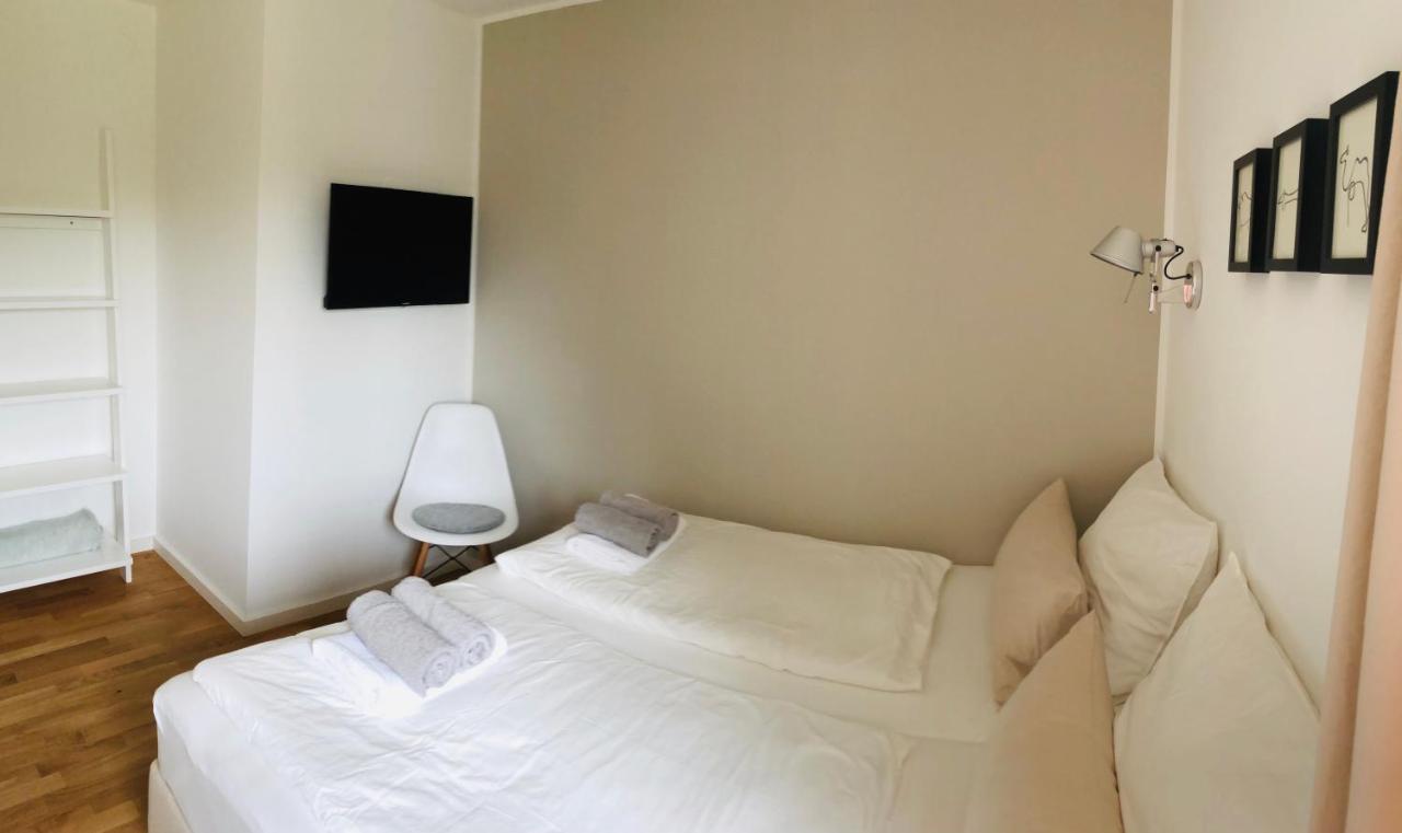 Urbanapartments Memmingen - Mit Kueche & Parkplatz ภายนอก รูปภาพ