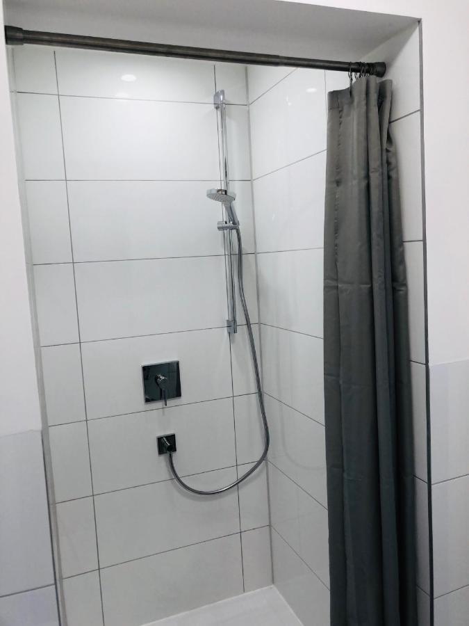 Urbanapartments Memmingen - Mit Kueche & Parkplatz ภายนอก รูปภาพ