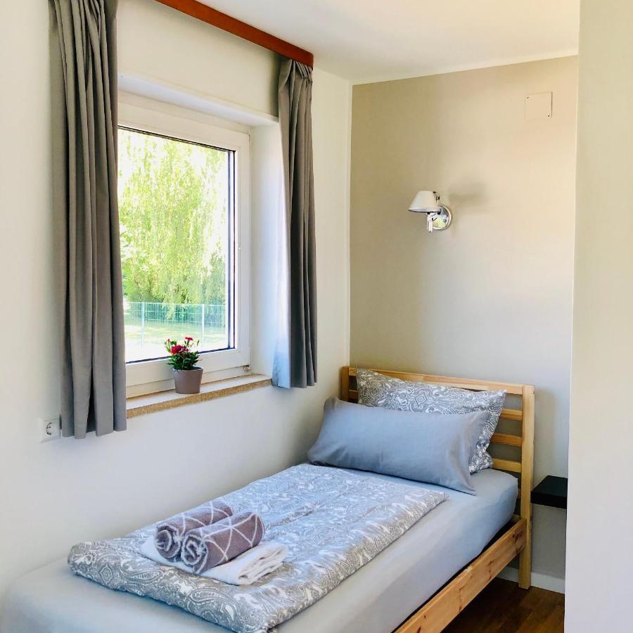 Urbanapartments Memmingen - Mit Kueche & Parkplatz ภายนอก รูปภาพ
