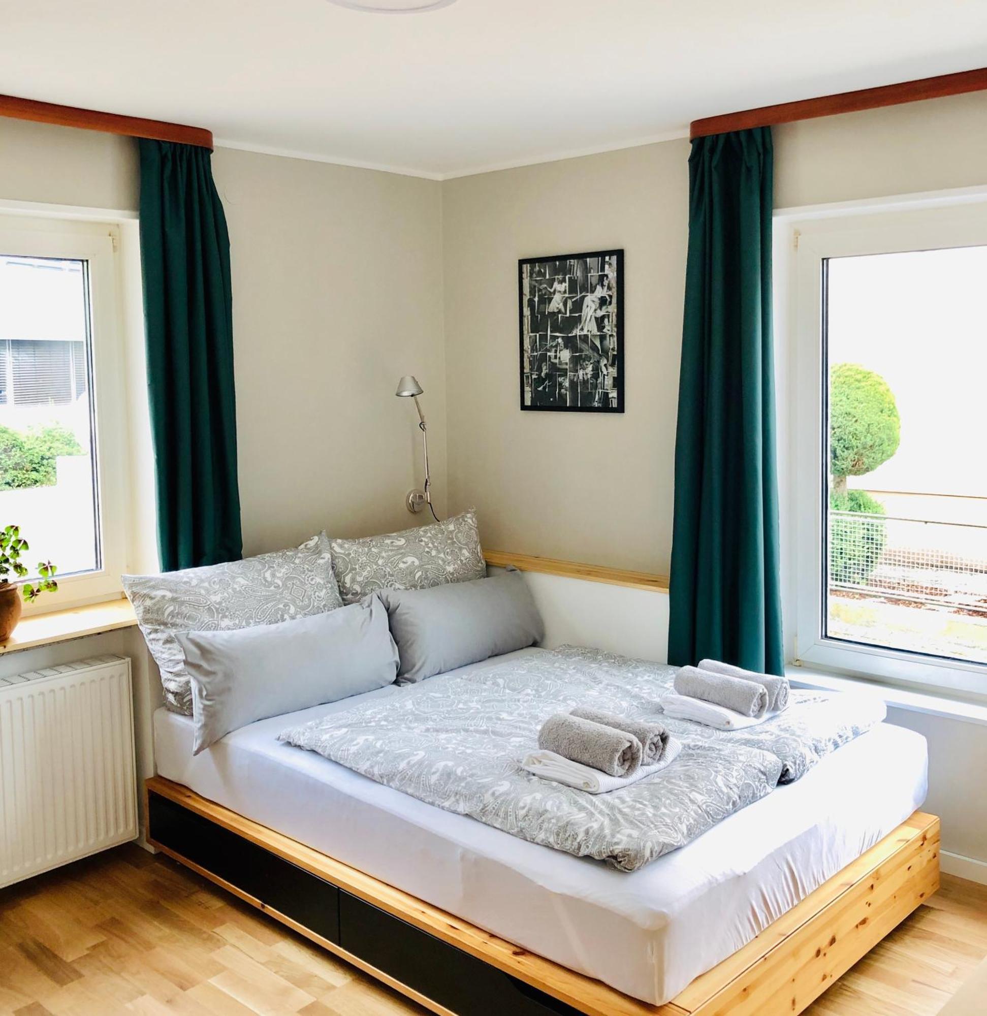 Urbanapartments Memmingen - Mit Kueche & Parkplatz ภายนอก รูปภาพ
