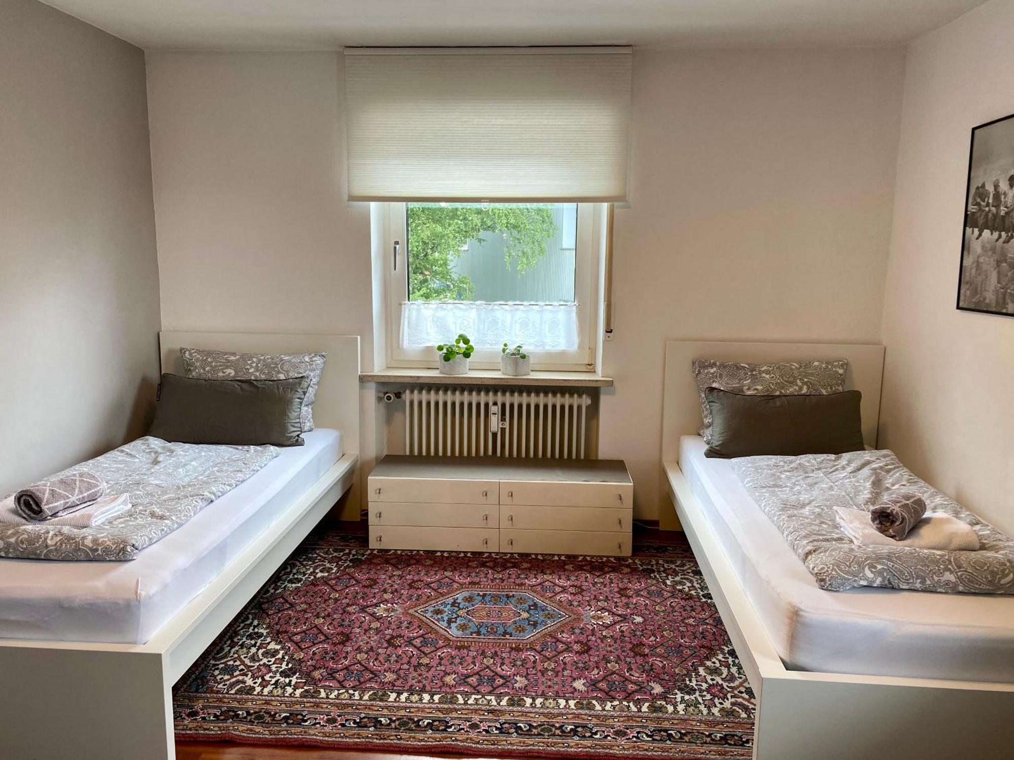 Urbanapartments Memmingen - Mit Kueche & Parkplatz ภายนอก รูปภาพ