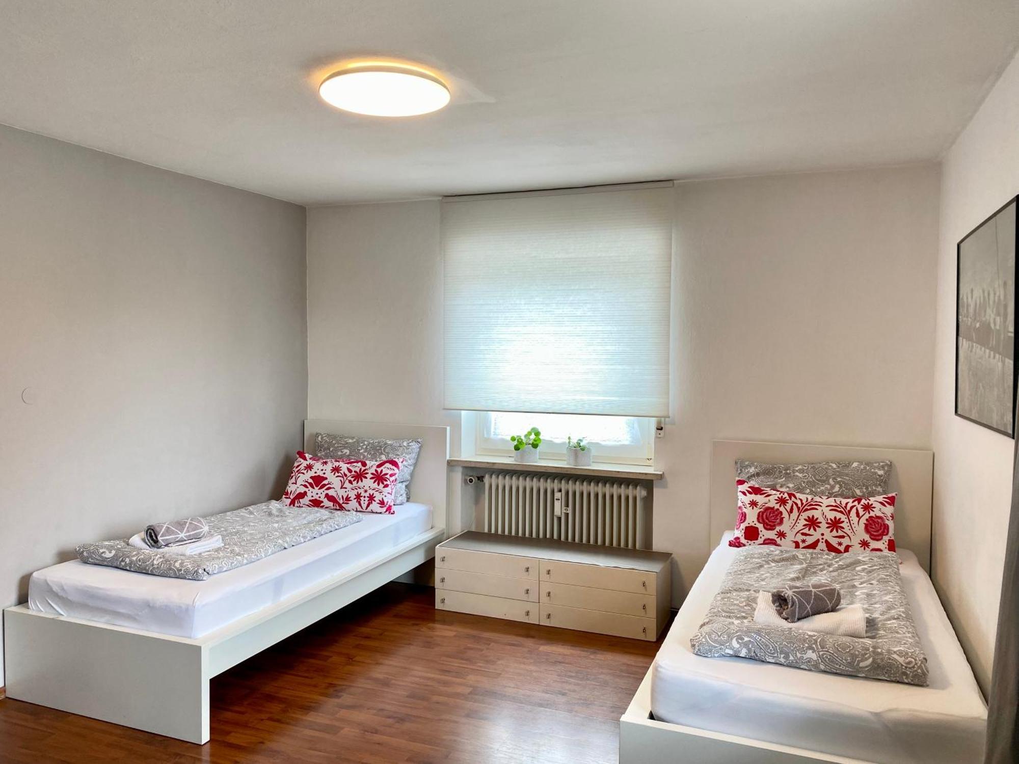 Urbanapartments Memmingen - Mit Kueche & Parkplatz ภายนอก รูปภาพ