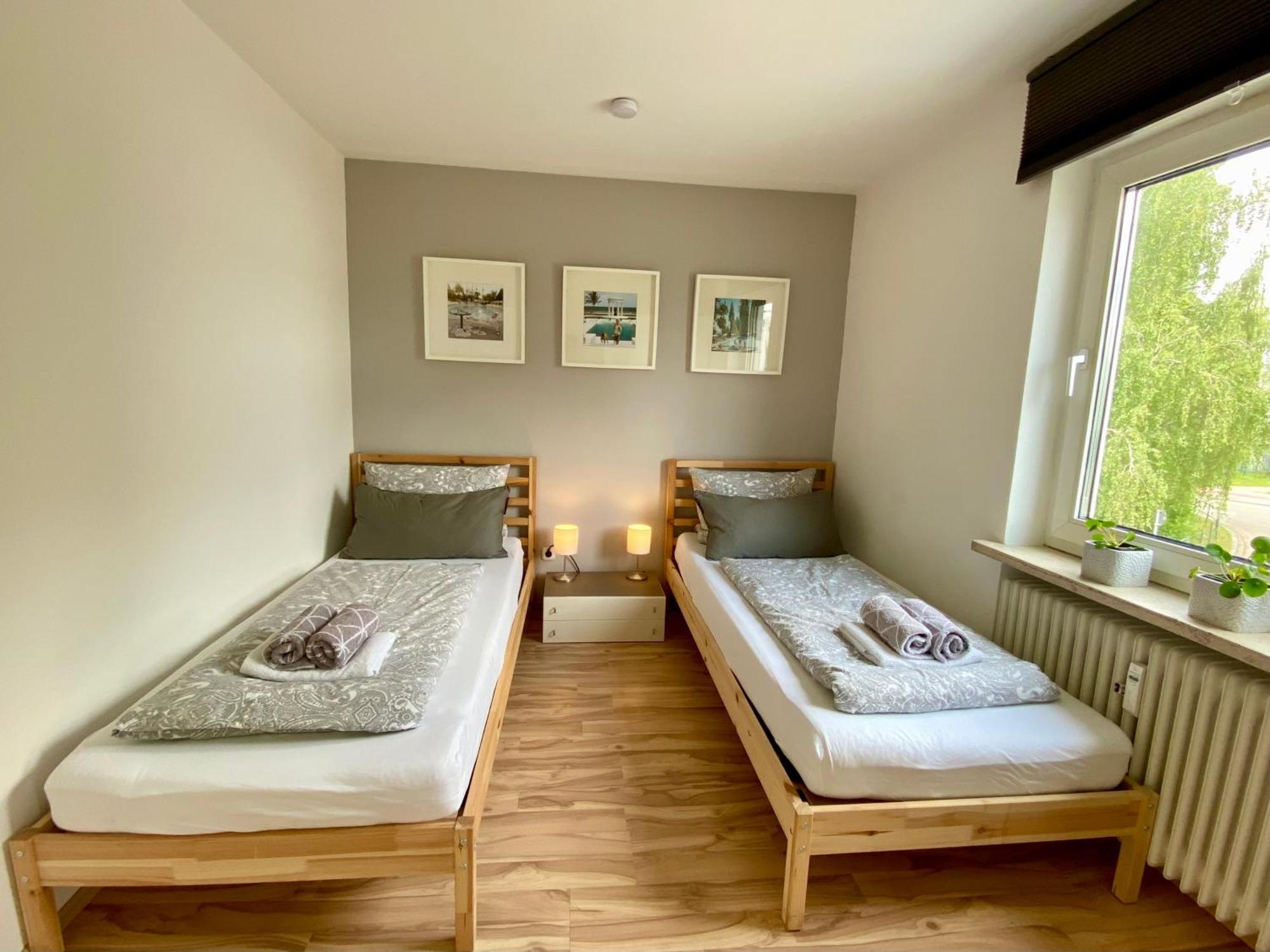 Urbanapartments Memmingen - Mit Kueche & Parkplatz ภายนอก รูปภาพ