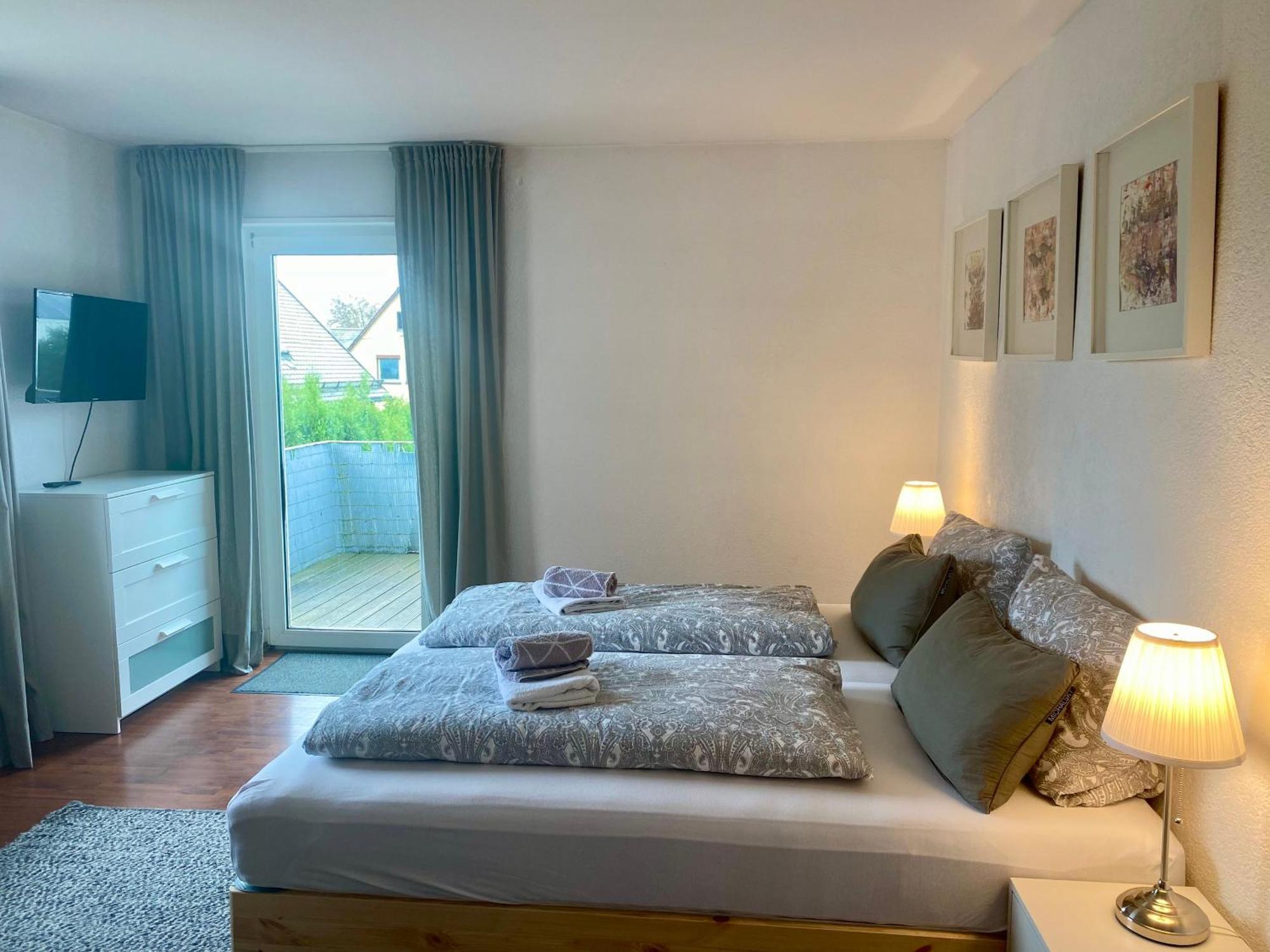 Urbanapartments Memmingen - Mit Kueche & Parkplatz ภายนอก รูปภาพ