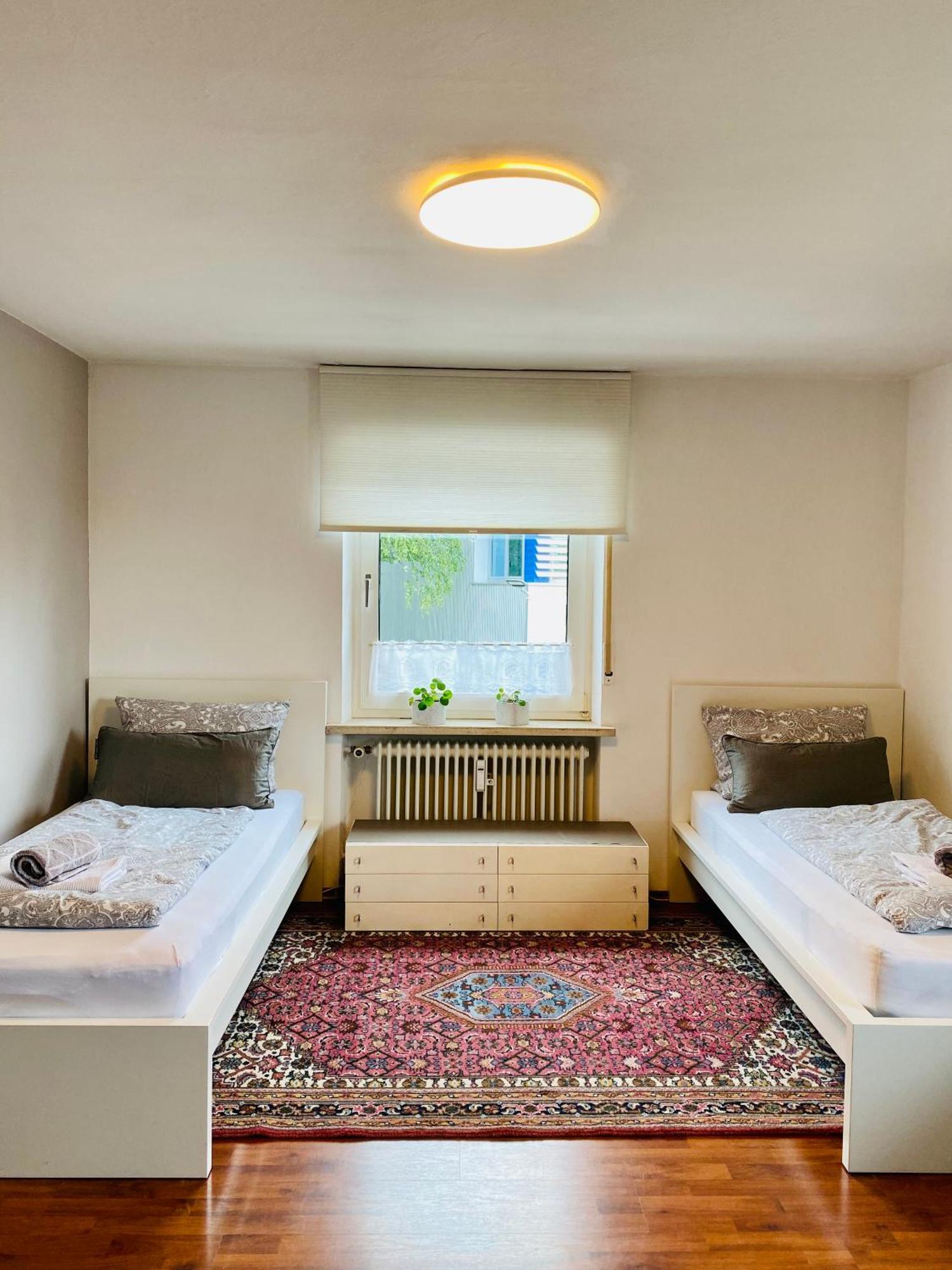 Urbanapartments Memmingen - Mit Kueche & Parkplatz ภายนอก รูปภาพ